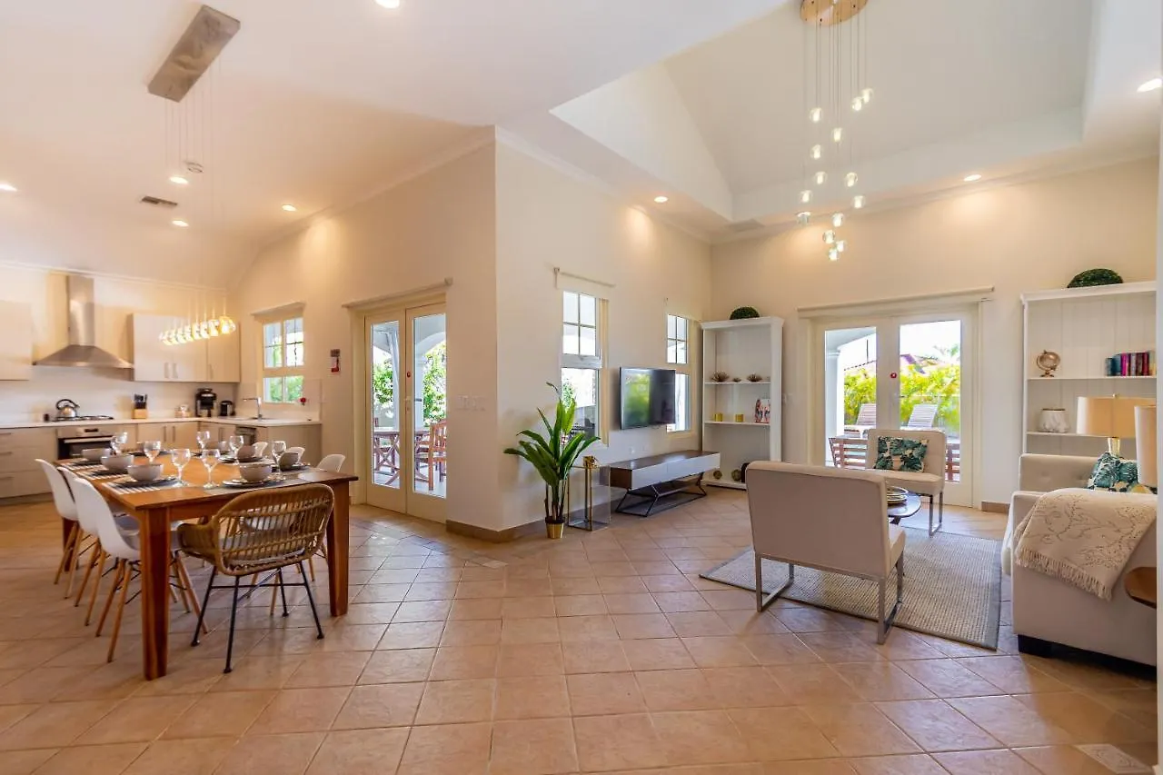 Luxury Pool Villa With View Cabana Bbq 3Minbeach In Tierra Del Sol Malmok