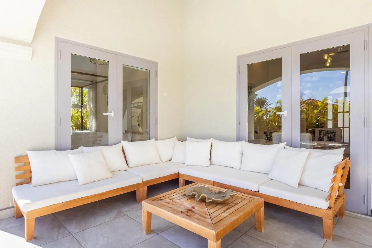Luxury Pool Villa With View Cabana Bbq 3Minbeach In Tierra Del Sol Malmok