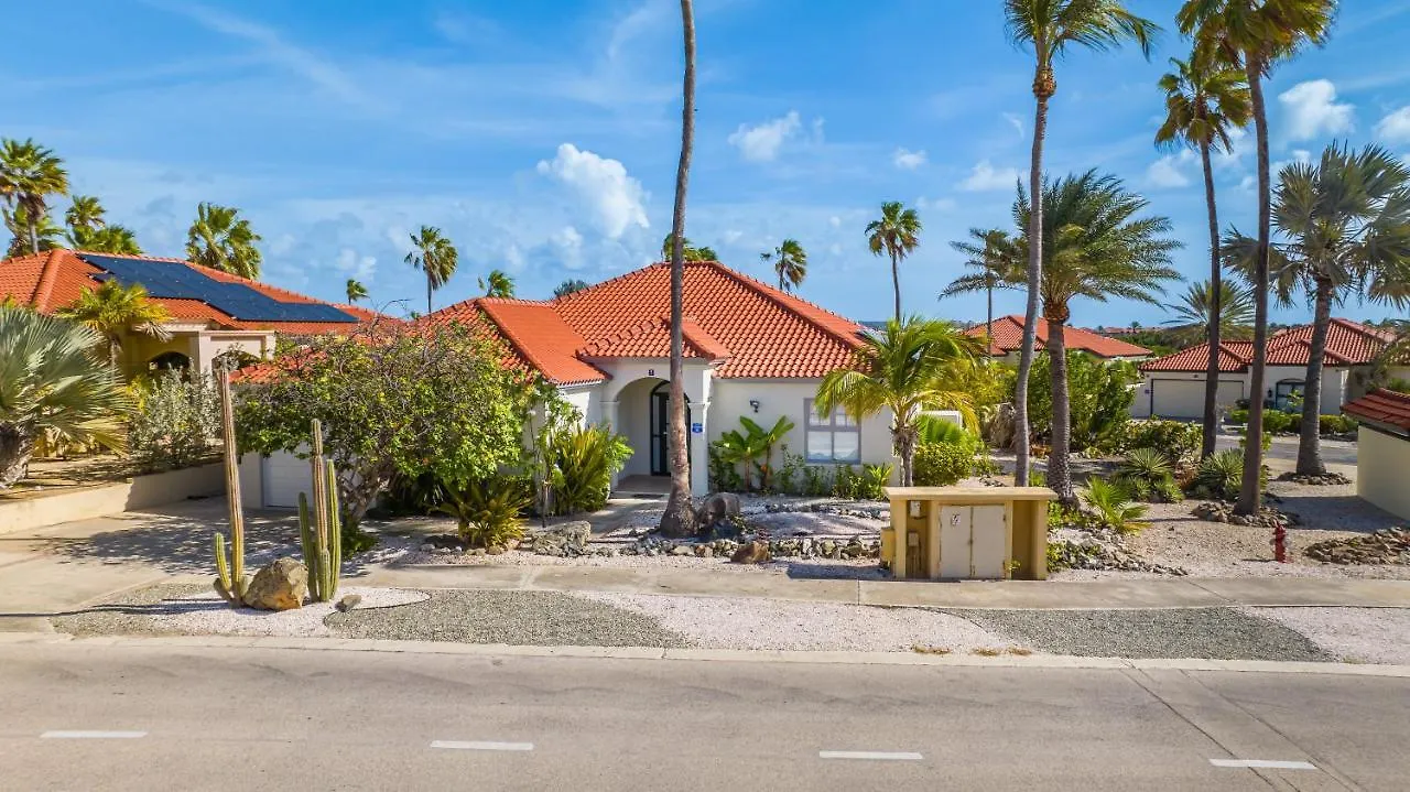 Luxury Pool Villa With View Cabana Bbq 3Minbeach In Tierra Del Sol Malmok 0*,  Aruba