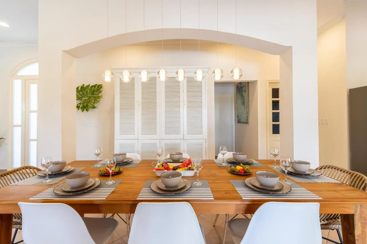 Luxury Pool Villa With View Cabana Bbq 3Minbeach In Tierra Del Sol Malmok 0*,